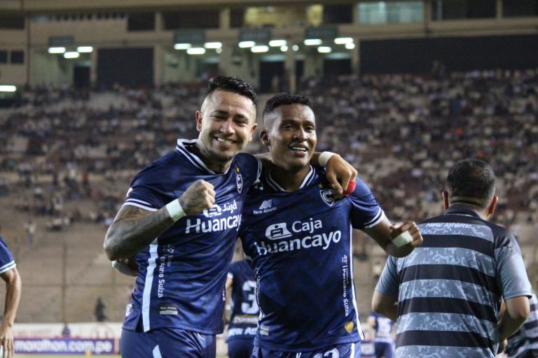 (VIDEO) BOMBAZO: ‘Chiqui’ Guerrero anotó un GOLAZO en Perú