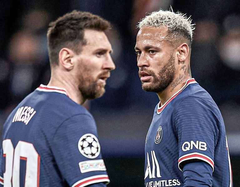 (VIDEO) AFICIÓN ENFURECIDA: Llenaron de abucheos a Messi y Neymar