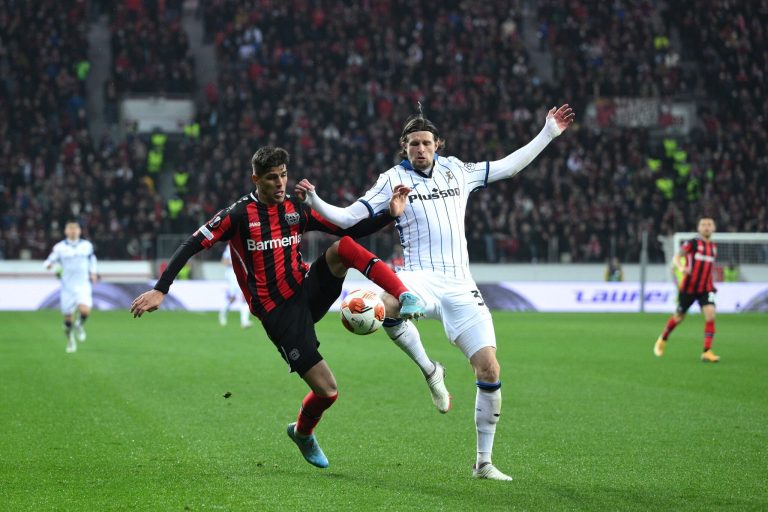 (VIDEO) El Bayer Leverkusen de Piero Hincapié, eliminado de la Europa League