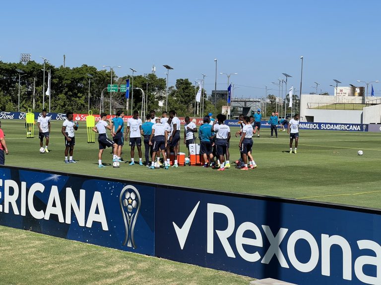 La TRI ya entrenó en Paraguay