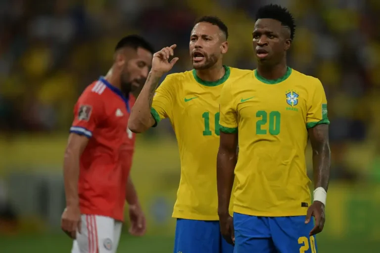 Neymar y Vinicius abandonan la concentración de Brasil
