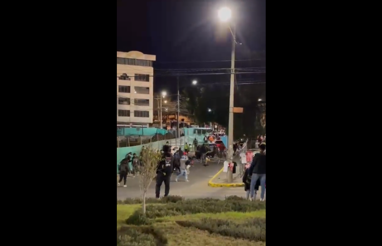 (VIDEO) Incidentes afuera del Bellavista tras el T. Universitario vs. LDU