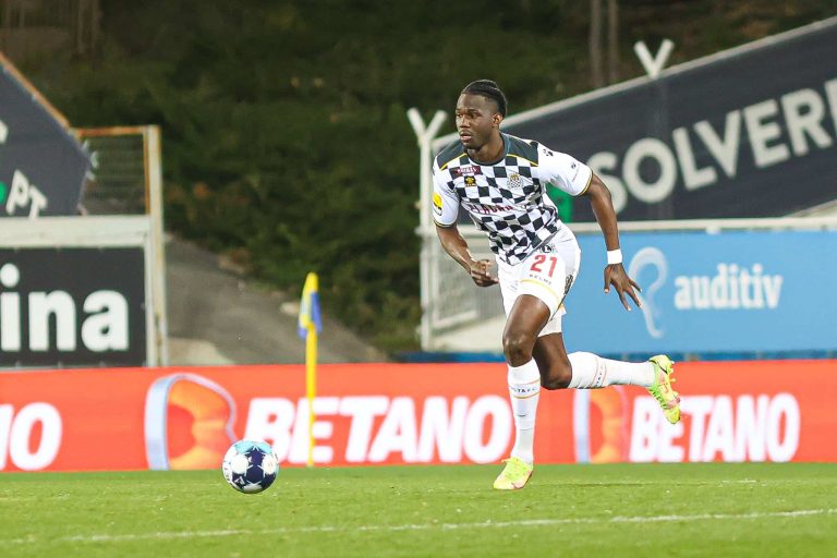 Jackson Porozo está en la mira del grupo que maneja al Manchester City