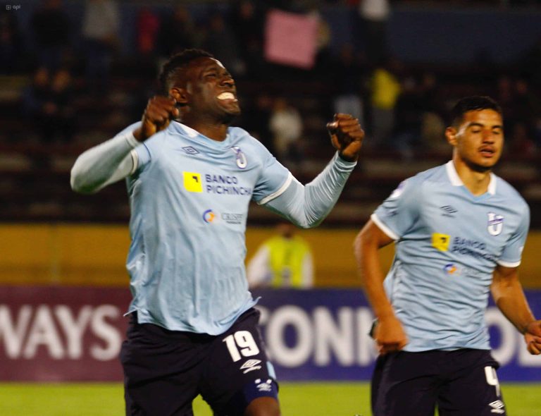 (VIDEO) Sudamericana: U. Católica se hizo fuerte en casa y derrotó a Banfield