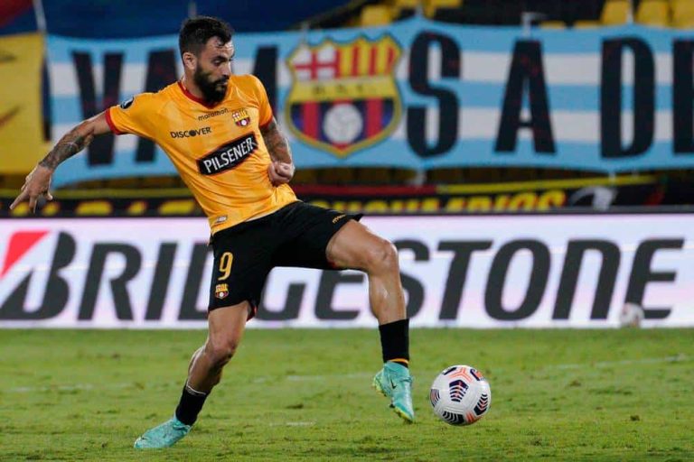 Mastriani advierte cómo será el duelo contra Wanderers