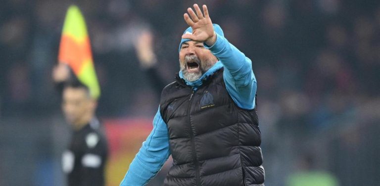 “Sampaoli es el entrenador más malo que he tenido”