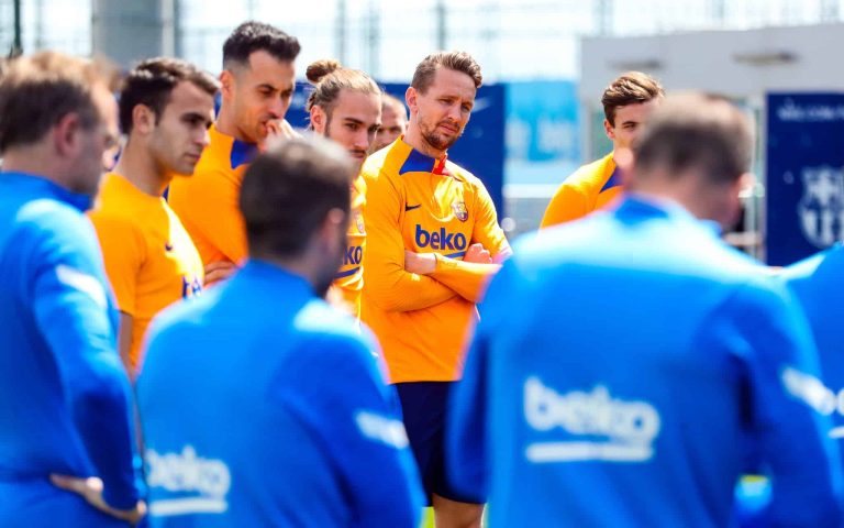 Luuk de Jong superó el Covid-19 y volvió a los entrenamientos con el Barça