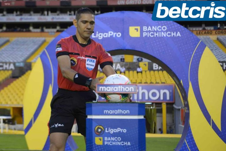 Árbitros confirmados para el duelo entre BSC y Orense