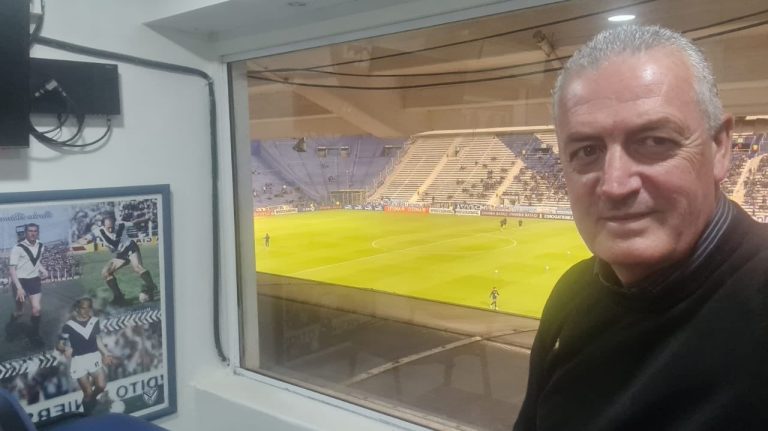 TRABAJANDO PARA EL MUNDIAL: Gustavo Alfaro observó a ecuatorianos por Libertadores