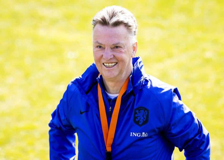 Van Gaal anuncia que padece cáncer