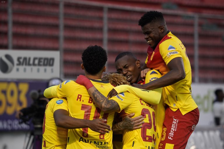 (VIDEO) POR LA MÍNIMA: Aucas venció a Cumbayá en el Gonzalo Pozo Ripalda