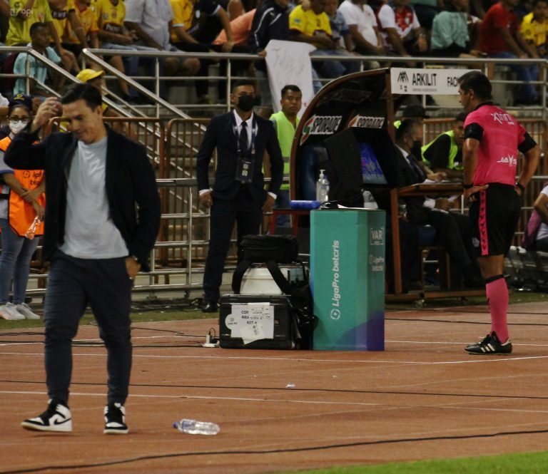 Pool Gavilánez: “Era manejable Vs. BSC, estábamos bien hasta la expulsión”