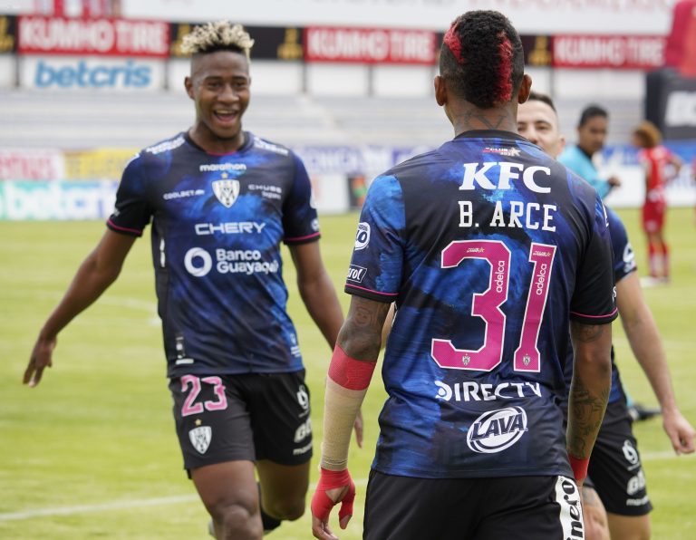 SIGUE EN PELEA: IDV derrotó a Técnico Universitario sobre el final