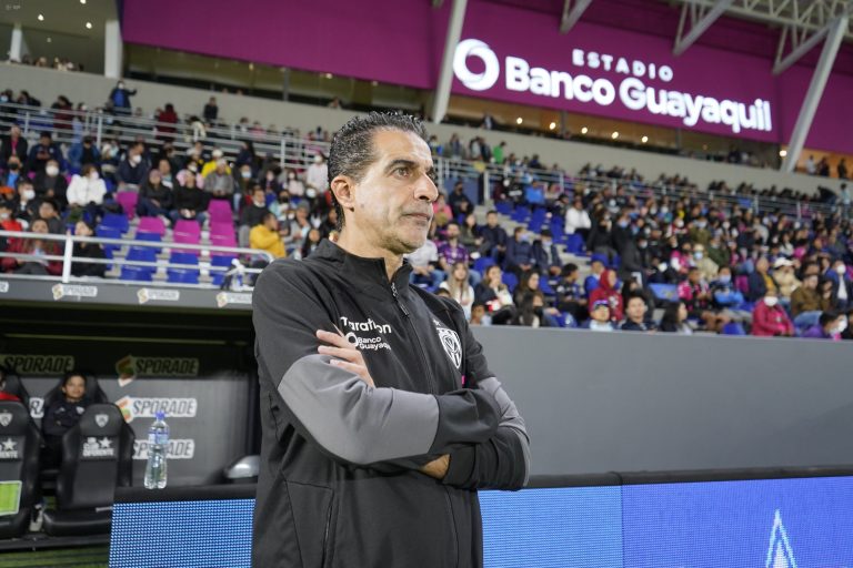 OFICIAL: Paiva anunció que firmó por el León de México