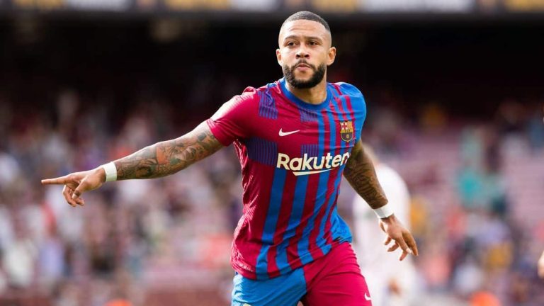 Depay quiere quedarse “varios años más” en Barcelona