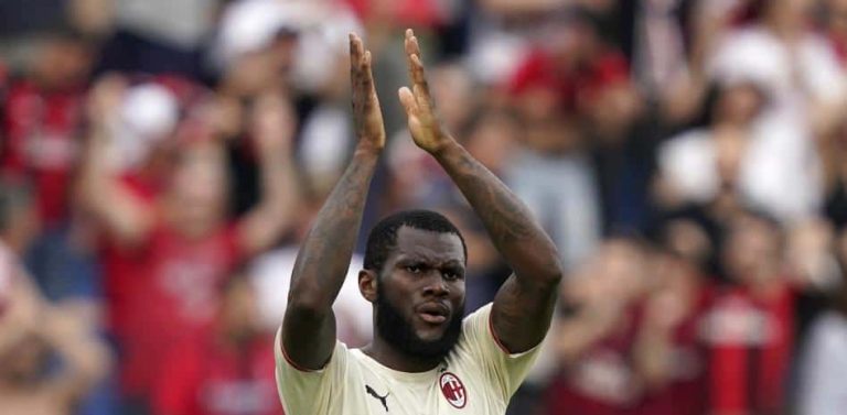 Kessié anuncia que no seguirá en el Milan