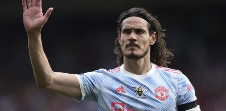3 equipos de LaLiga se fijan en Cavani