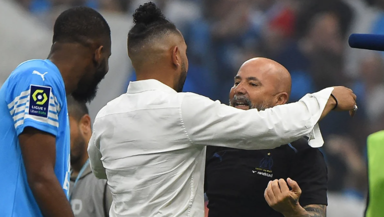 (VIDEO) ¡EUFORIA TOTAL! El festejo de Sampaoli tras clasificar a la próxima Champions League