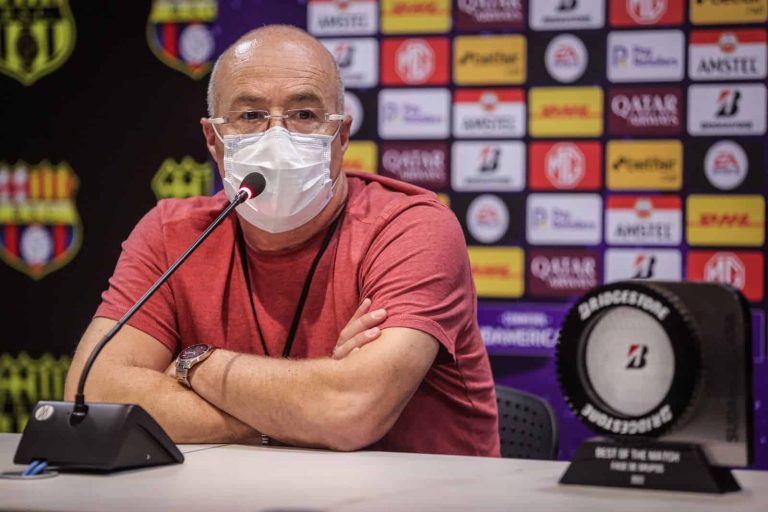 “Ví al línea… Podía ser expulsado” Célico explicó uno de sus cambios