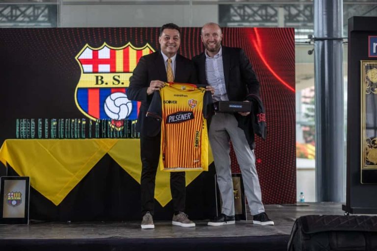 Por los 97 años: ¡Nueva camiseta de Barcelona!