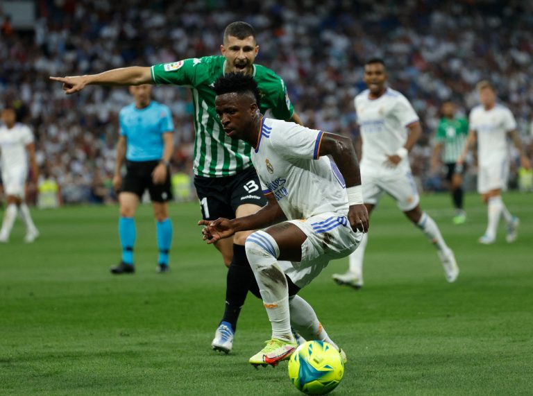 (VIDEO) PENSANDO EN CHAMPIONS: Real Madrid igualó en casa ante el Betis