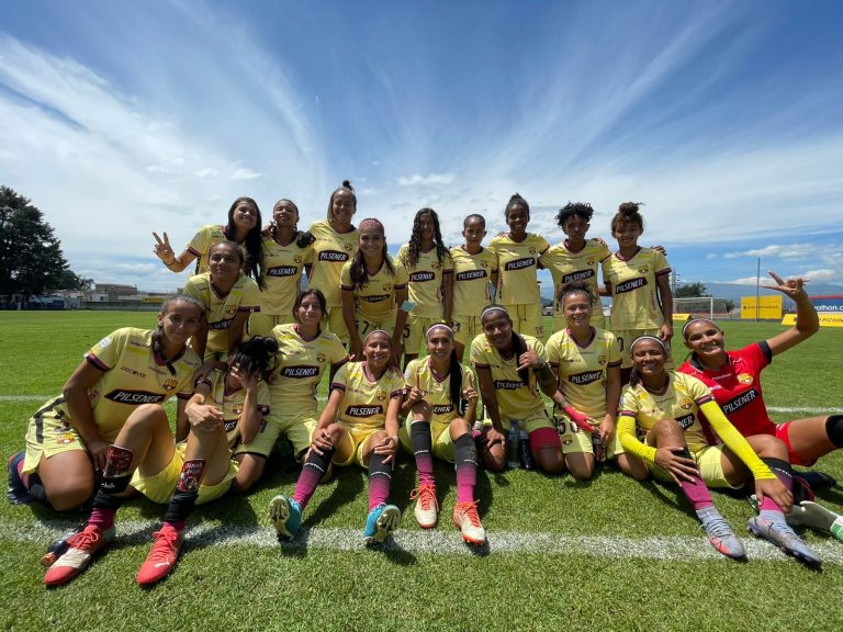 Superliga Femenina: Barcelona y Dragonas IDV, IMPARABLES en sus grupos