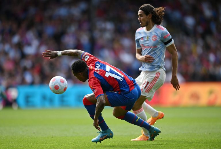 El United cae ante Crystal Palace pero asegura Europa League