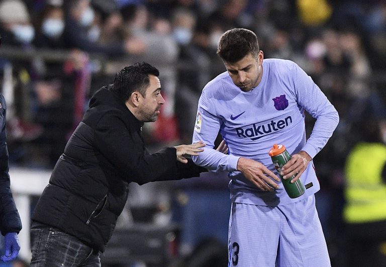 Xavi le dijo a Piqué que deja de ser prioritario para él