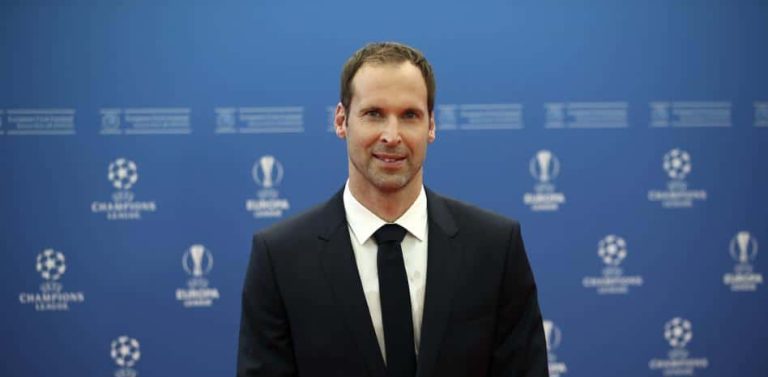 Petr Cech deja el Chelsea