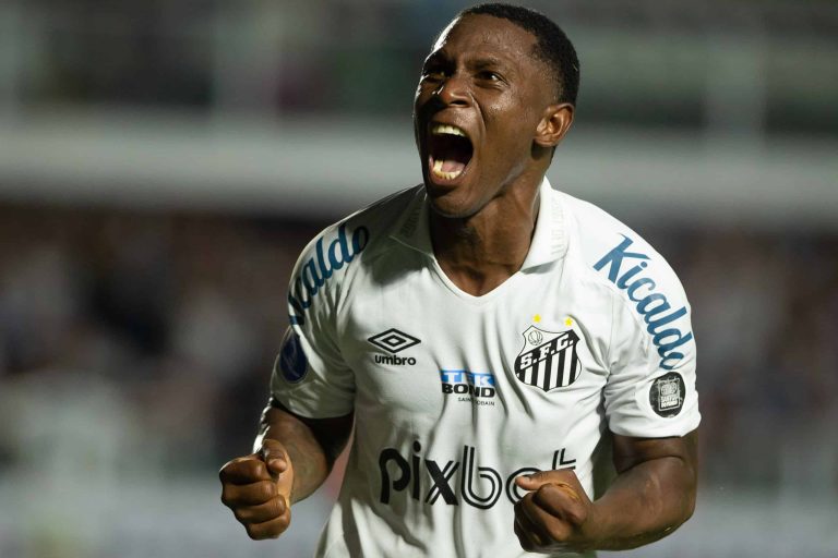 (VIDEO) ‘CUCO’ AL RESCATE: Santos igualó en Venezuela con gol de Brayan Angulo