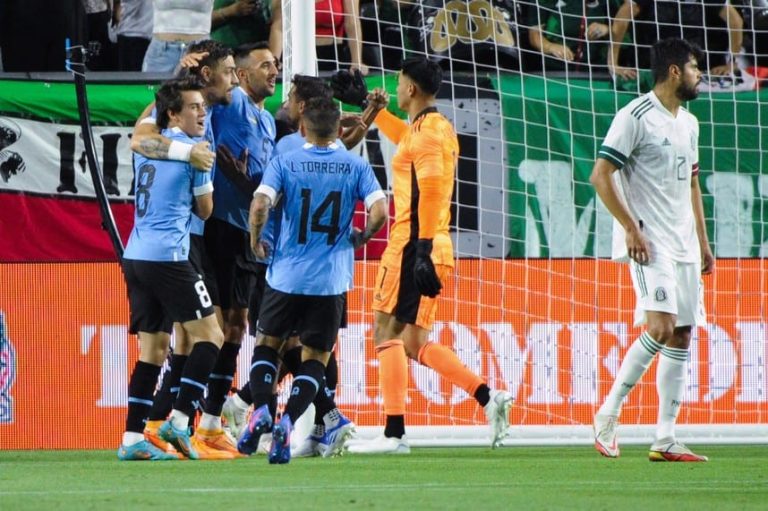 (VIDEO) GOLEADA ‘CHARRÚA’: Uruguay derrotó sin problemas a México