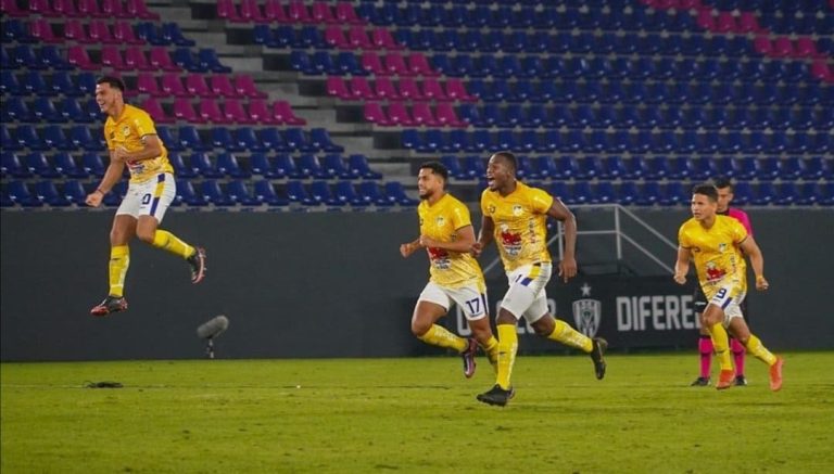 (VIDEO) Copa Ecuador: Delfín venció a IDV Jrs. y clasificó a octavos