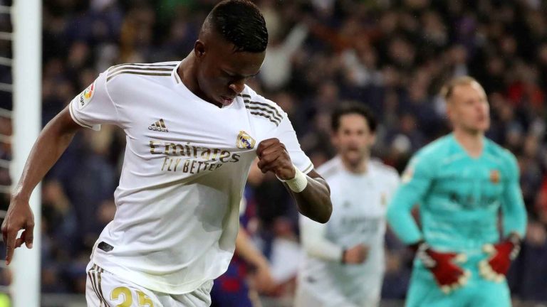 Vinicius Jr. seguirá con el Real Madrid hasta 2026