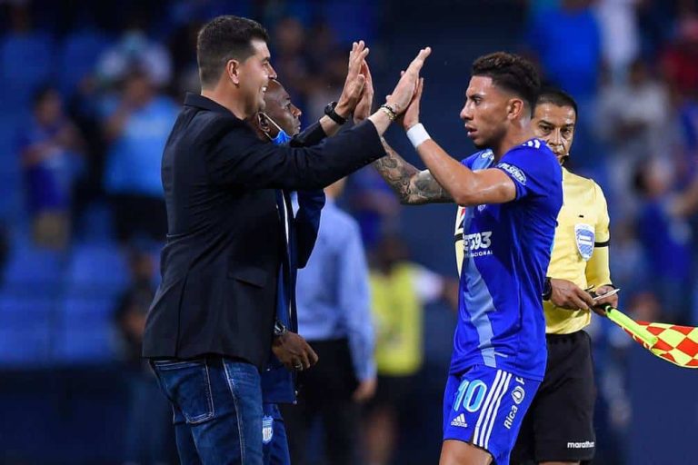“Buscaremos traer a otro jugador que pueda suplir a Joao Rojas”