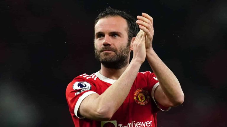 Juan Mata se suma al grupo de los que dejan el Manchester United