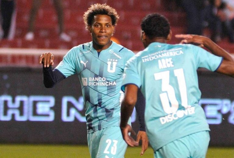 SE QUEDA EN LDU: Zubeldía y Joao Ortíz “han limado asperezas”