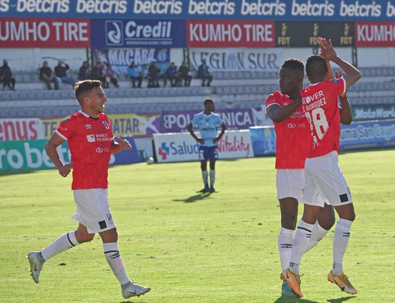 (VIDEO) REMONTADA Y VICTORIA ‘CAMARATA’: U. Católica venció a Macará en Ambato