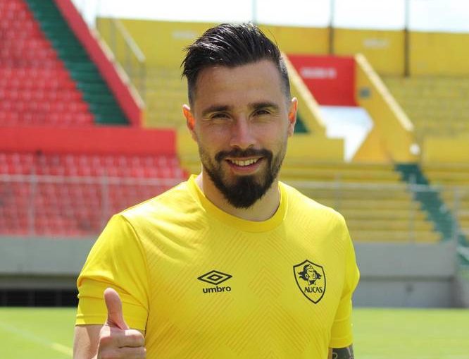 Galíndez debutará este lunes con Aucas