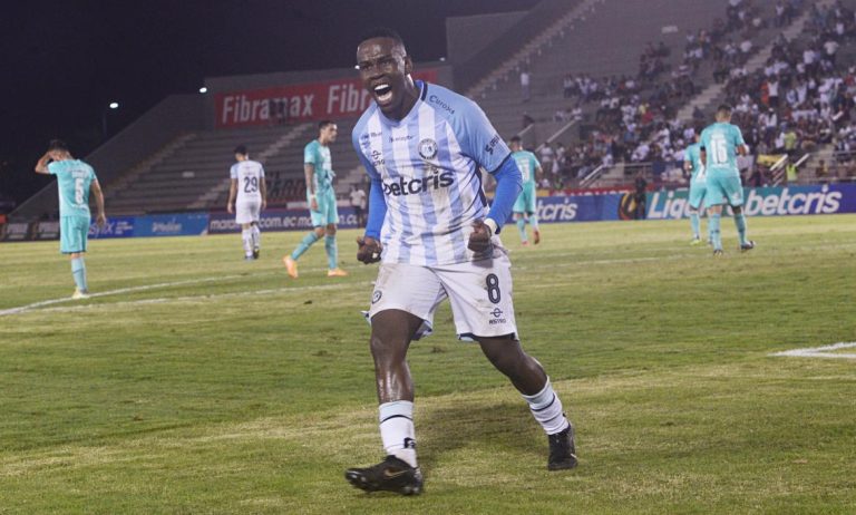 Klebinho: “Estamos haciendo todo lo que estamos entrenando”