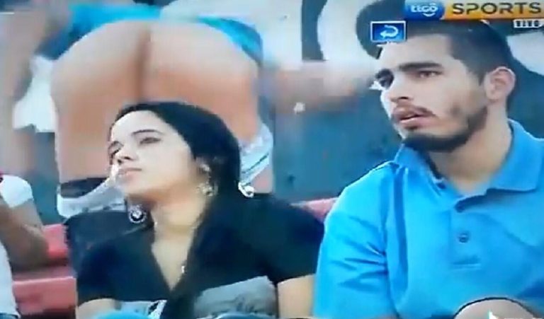 (VIDEO) El beso fue lo de menos…. Este ‘Kiss Cam’ se salió de control
