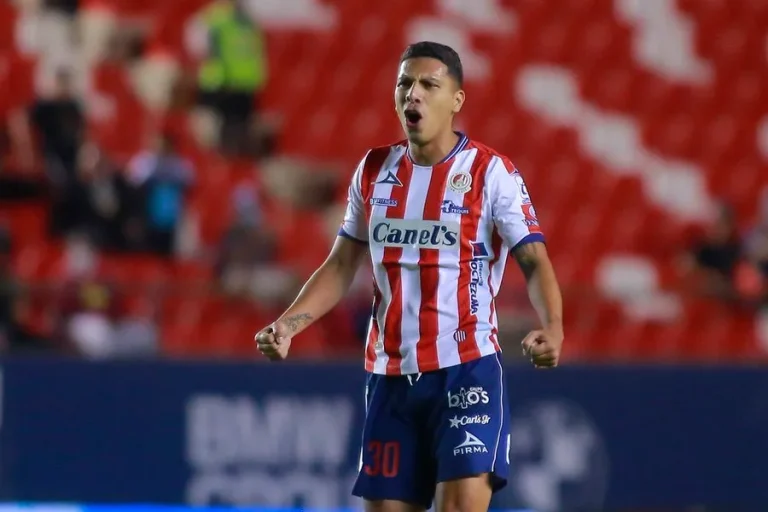 (VIDEO) LF León: “El profe Rescalvo siempre me ha querido llevar a su equipo”