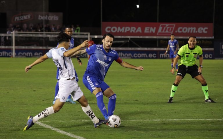 SIN GOLES EN SAMANES: Emelec y Guayaquil City empataron