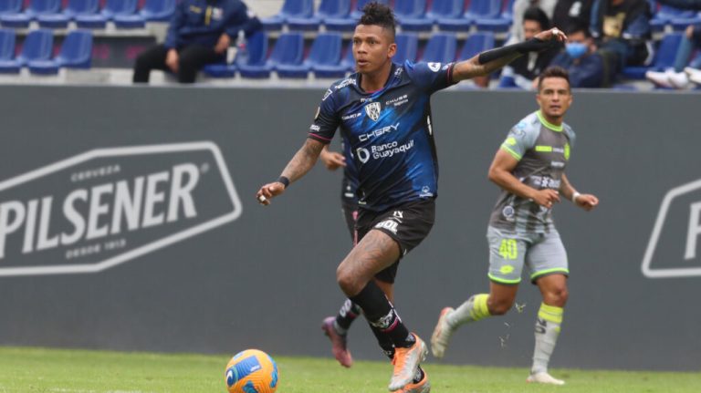 NO SEGUIRÁ EN EL CLUB: Billy Arce deja a IDV