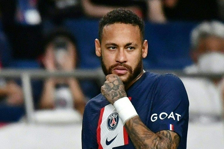 Neymar no cede: “Todavía quiero quedarme en el PSG”