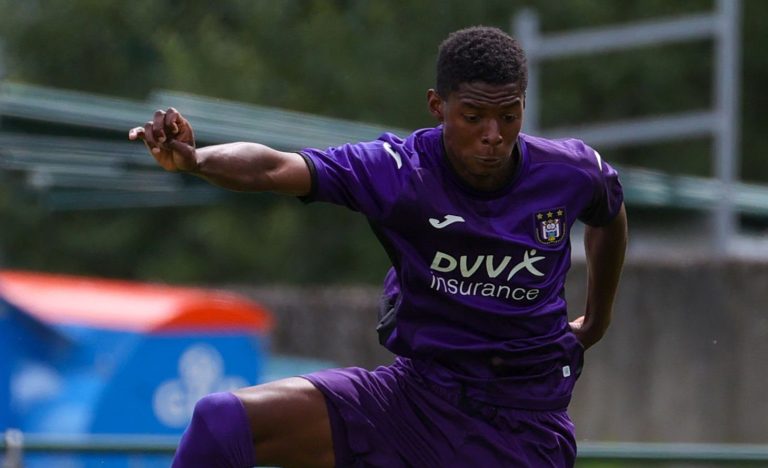 (VIDEO) PRIMER GOL EN EUROPA: Nilson Angulo anotó en Bélgica