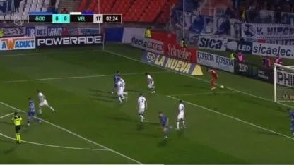 (VIDEO) NO TIENE SENTIDO: El insólito error del arquero en el gol de Godoy Cruz vs. Vélez