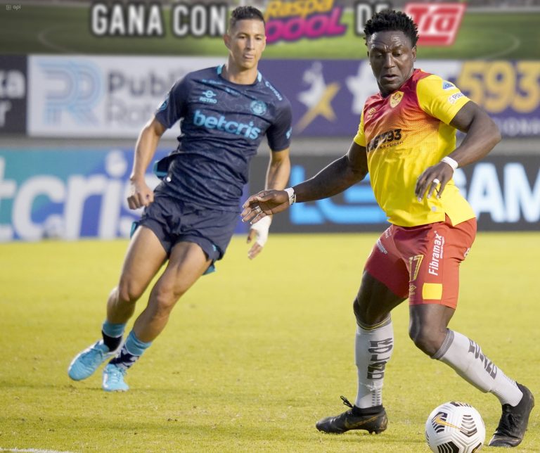 MÁS ROJAS QUE GOLES: Aucas superó al Guayaquil City en un duelo ‘caliente’