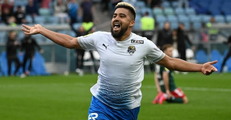 Cristhian Noboa vuelve a ser destacado en Rusia