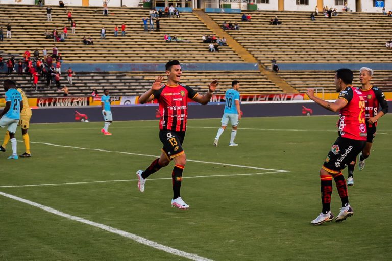 (VIDEO) VICTORIA ‘MORLACA’ EN QUITO: Deportivo Cuenca se impuso a Universidad Católica