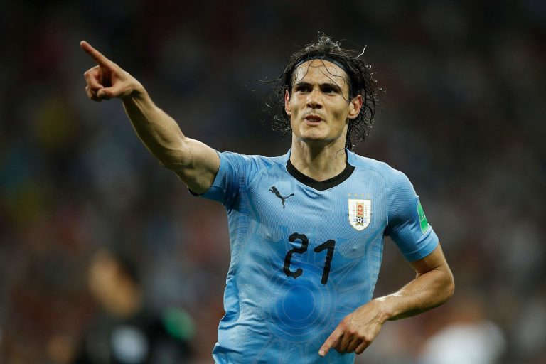 Cavani continuará su carrera en el Villarreal